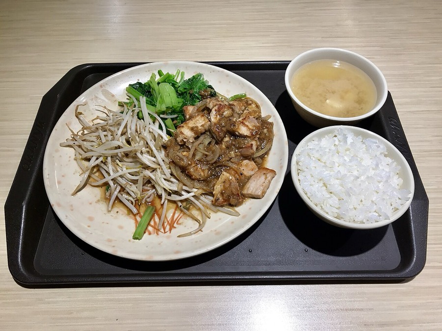 Hibachi dinner plate with rice and miso soup